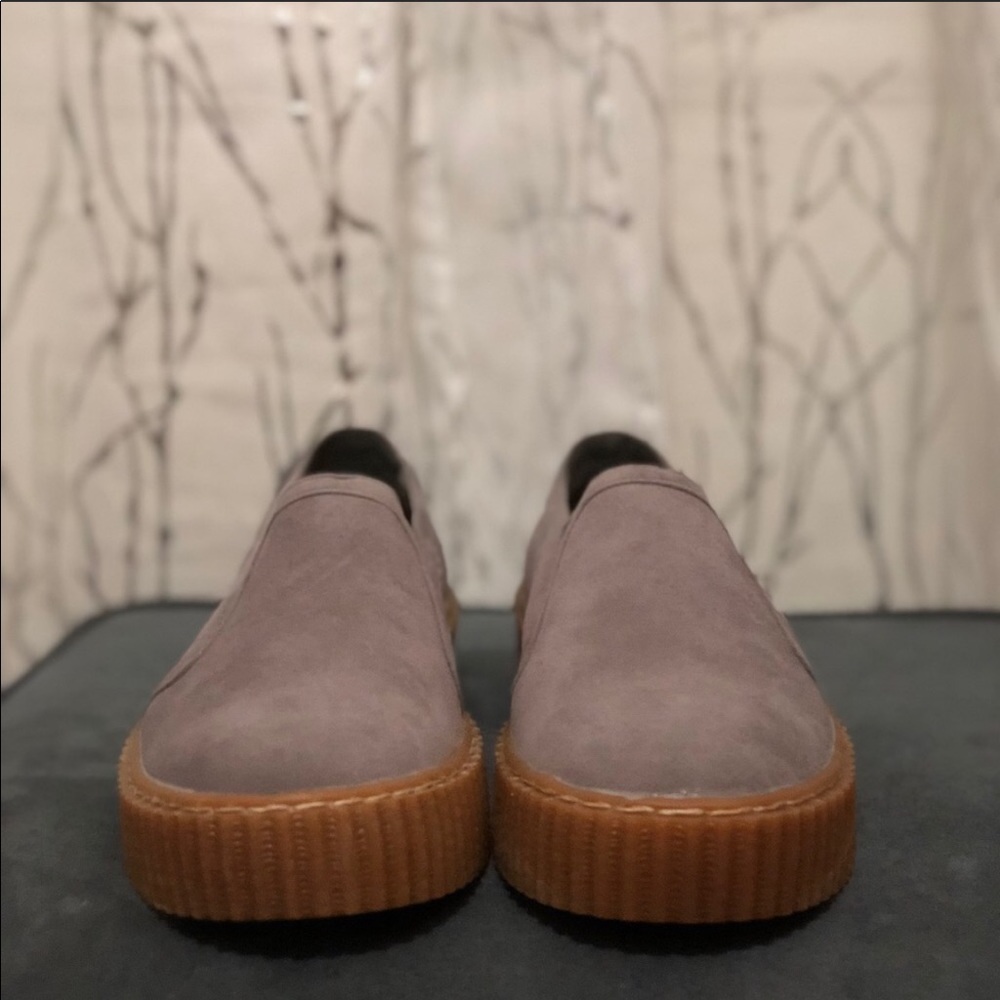 Grey creeper flatform sneakers